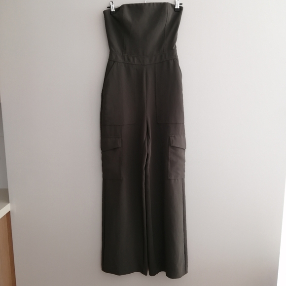 Aritzia Wilfred Strapless Wide Leg Jumpsuit Cordial Cargo Crepe Patch Pockets 2 - Picture 3 of 16